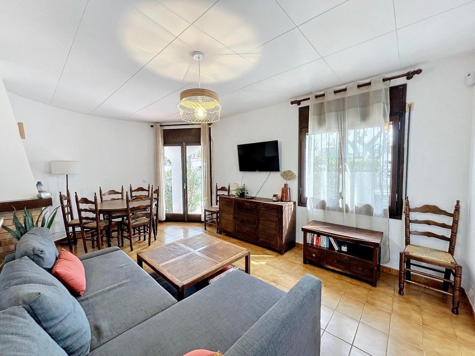 Vila Requesens Empuriabrava Exteriér fotografie