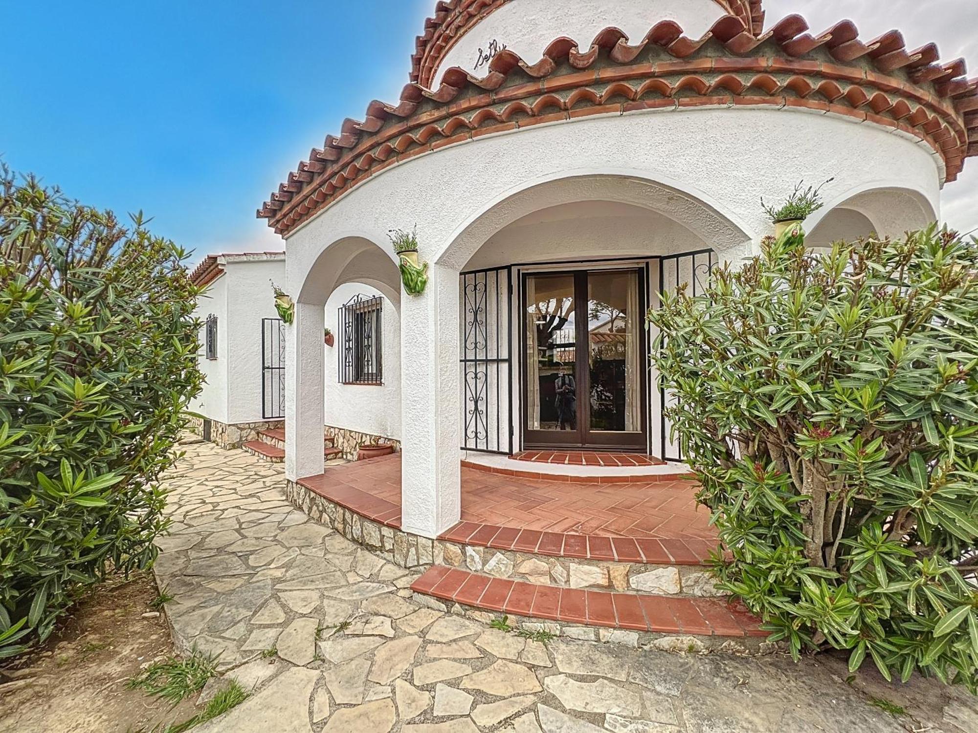 Vila Requesens Empuriabrava Exteriér fotografie
